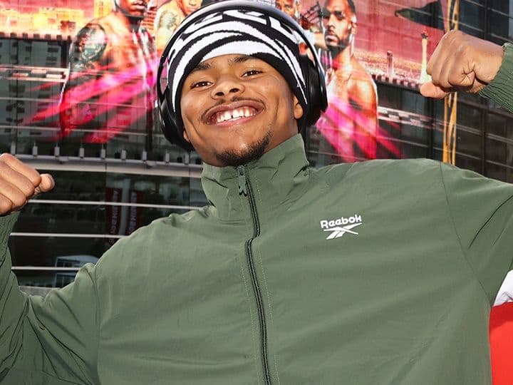 Shakur Stevenson Laughs At Floyd Schofield: “This Little Kid Thinks He Can Beat Me, Let’s See”