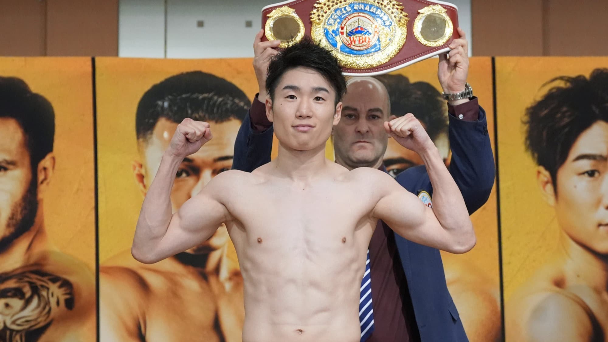 Teraji twice floors, outpoints Gonzalez to win WBO 115-pound title