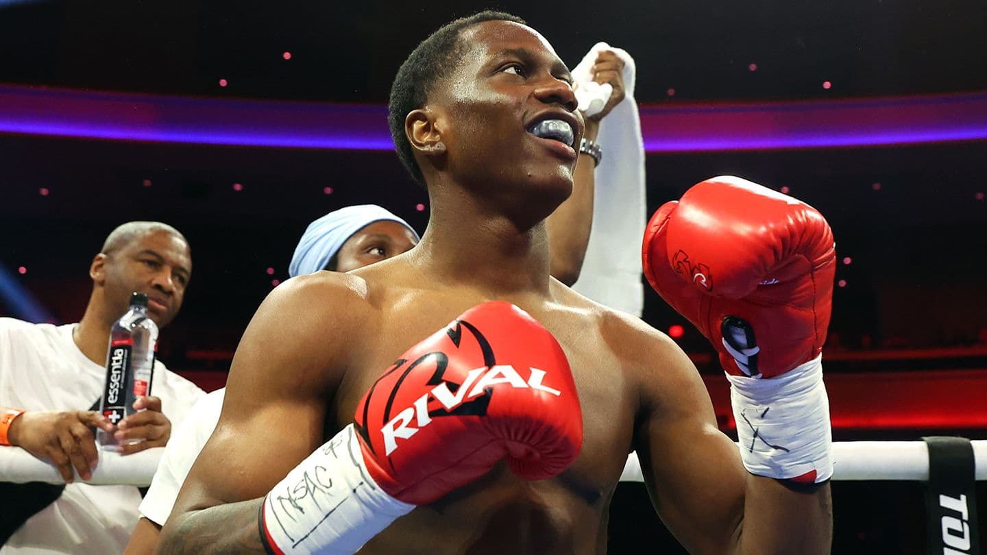 Emmanuel Chance Picks Apart Miguel Guzman, Easily Wins Four-Round Pro Debut On Mayer-Ryan Undercard