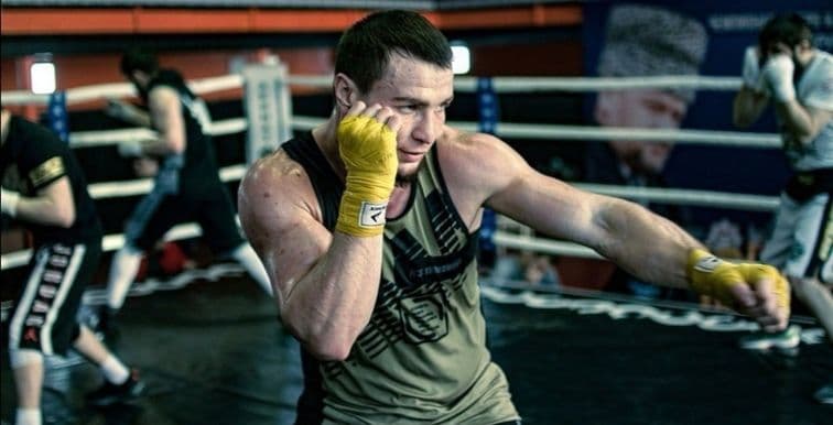 Eddie Hearn Expects David Morrell-Imam Khataev To Produce 'Absolute Bloodbath'