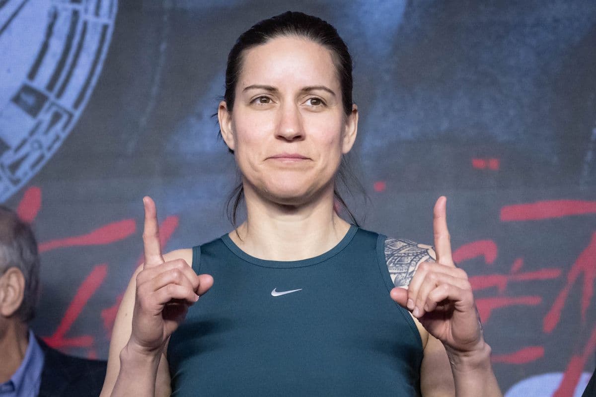 Mary Spencer Retains WBA 154-pound Title and Christopher Guerrero Scores Win