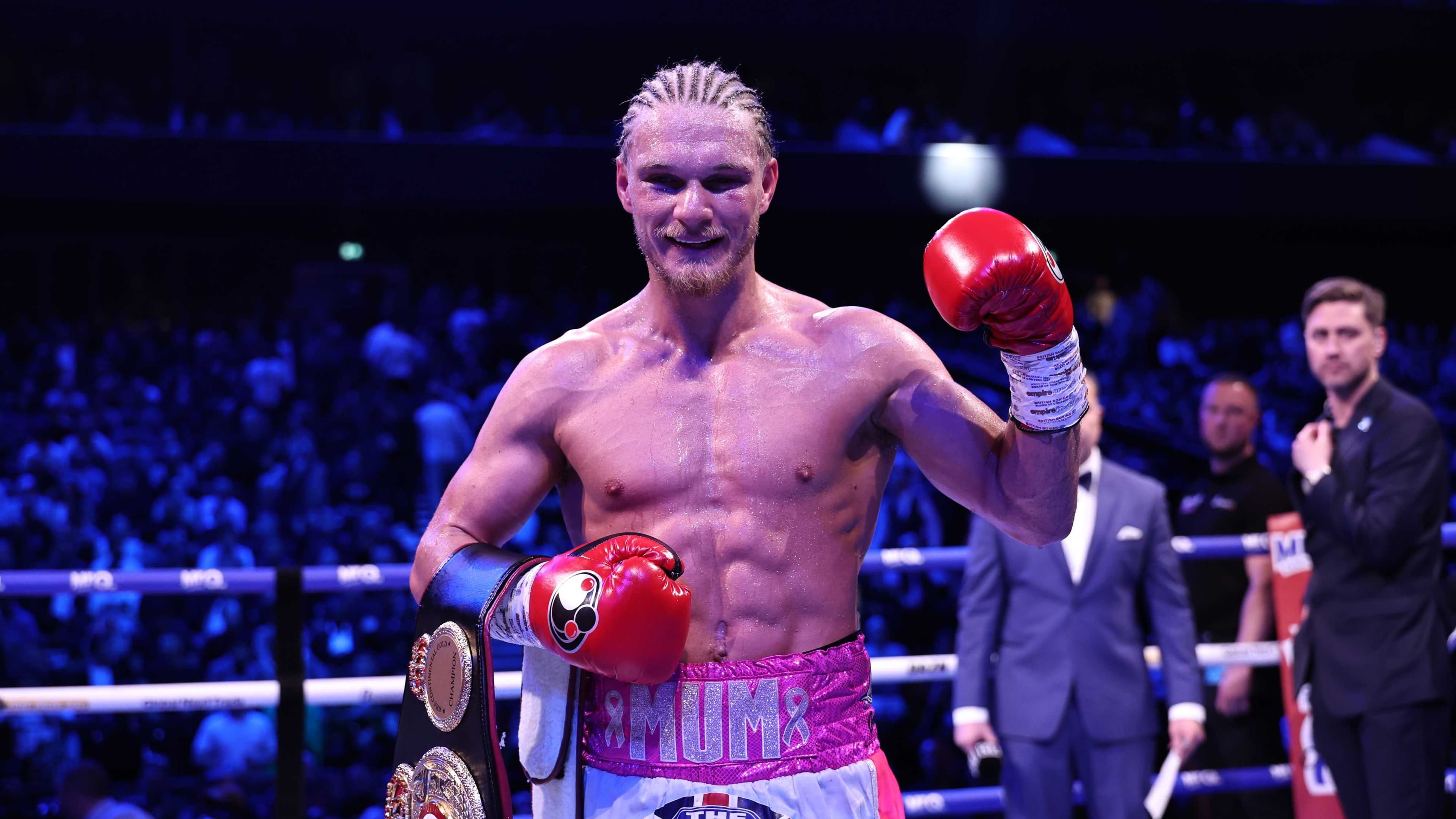 Rafferty wants Walker in all-or-nothing clash on 7 vs. 7 bill