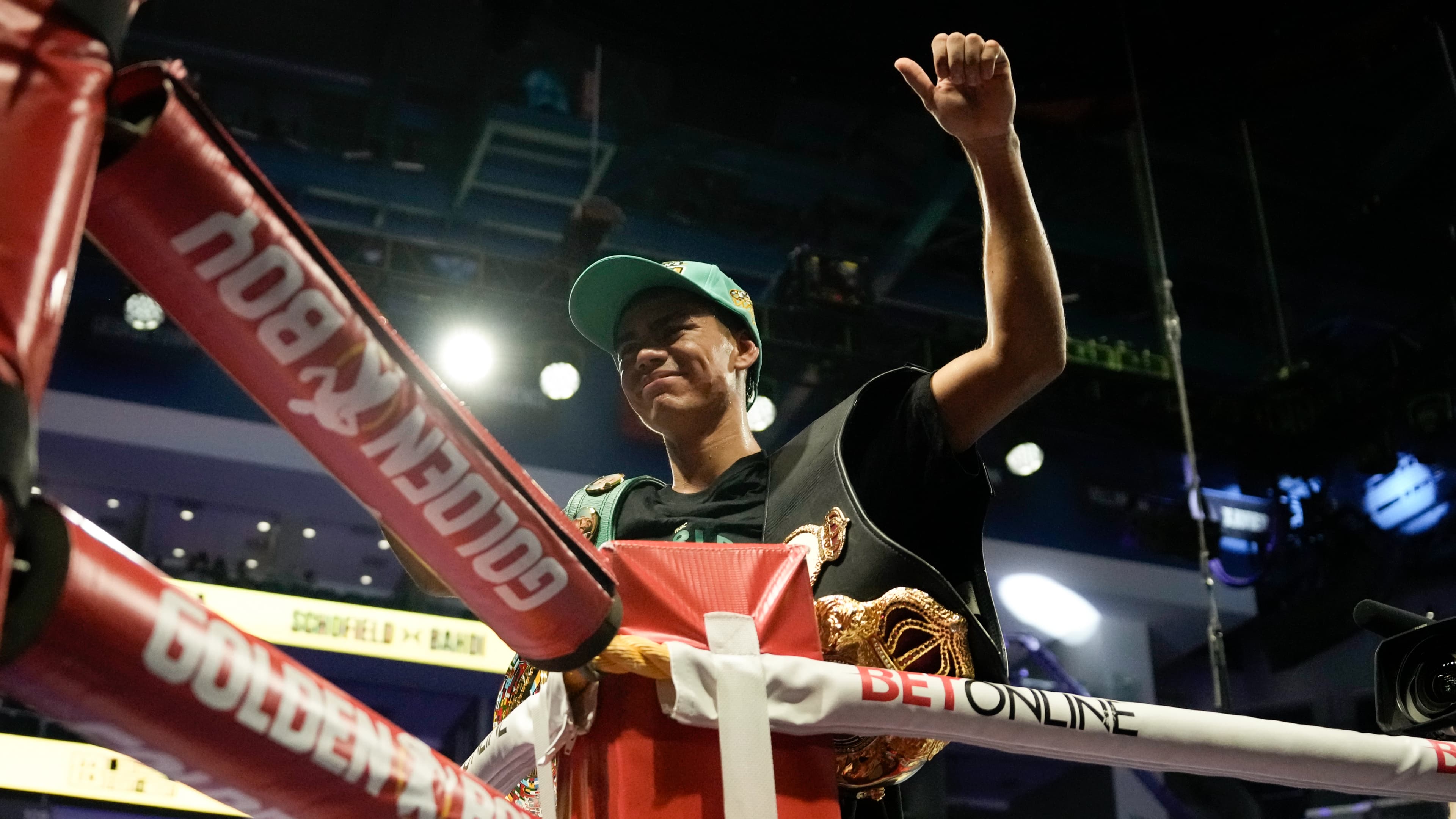 Mendoza reflects on possible upset of year over Sandoval