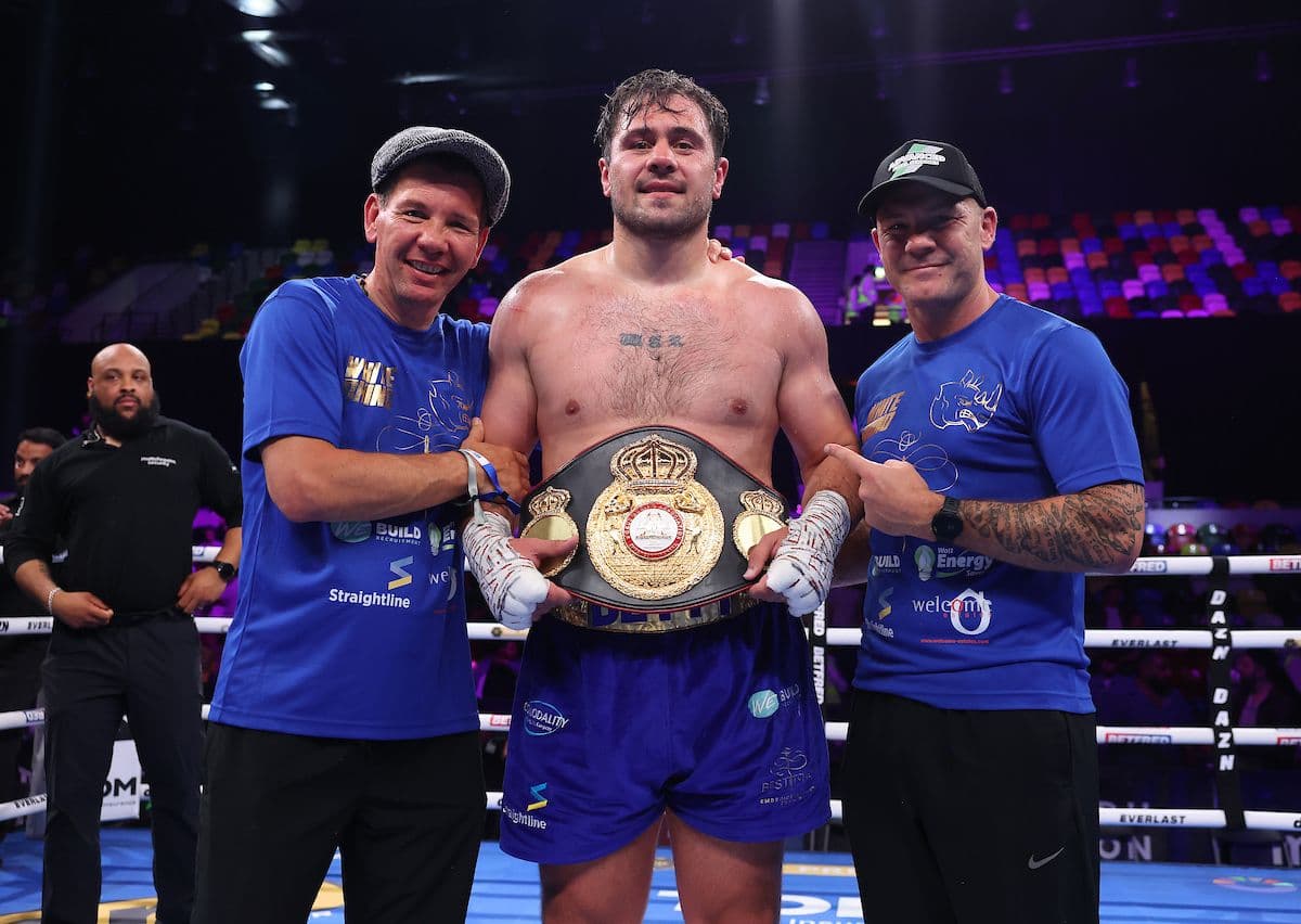 Photos: Dave Allen Blasts Out Johnny Fisher in Five With Brutal Knockout