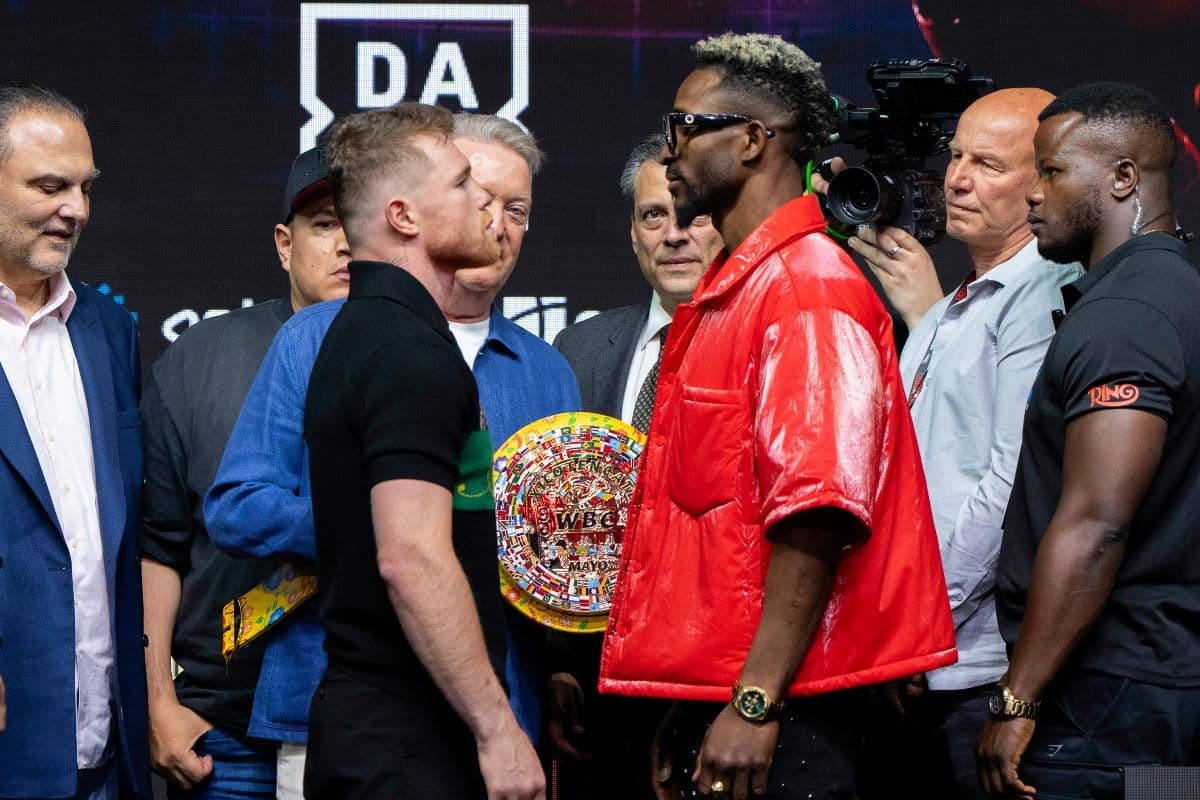 Canelo and Scull make weight ahead of undisputed super-middleweight showdown