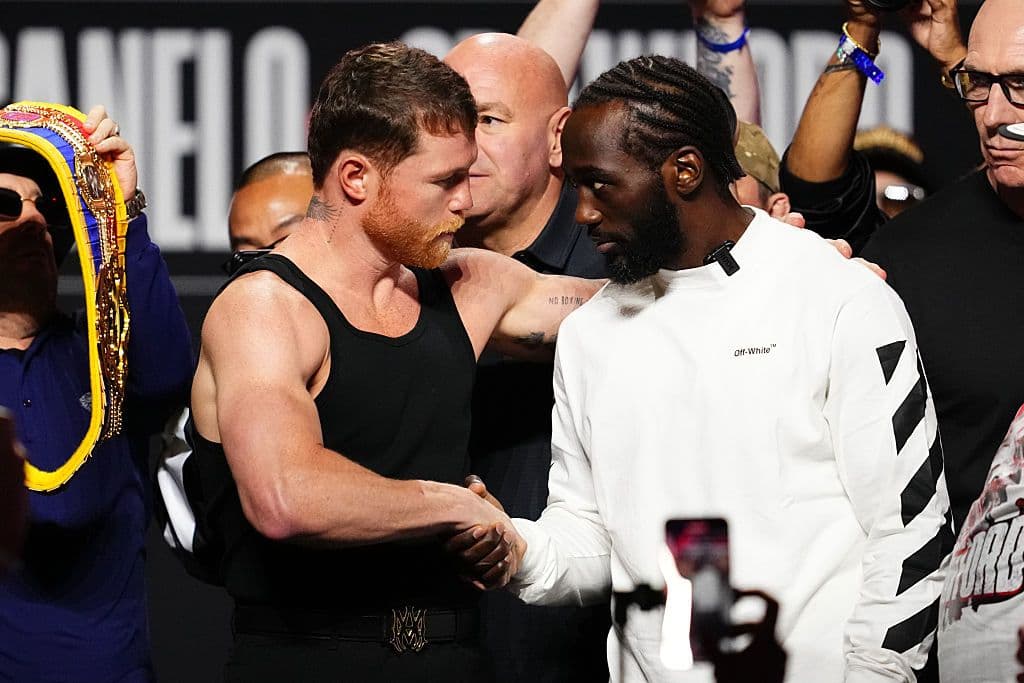 De La Hoya predicts Crawford boxing Canelo’s ears off for decision or Alvarez KO