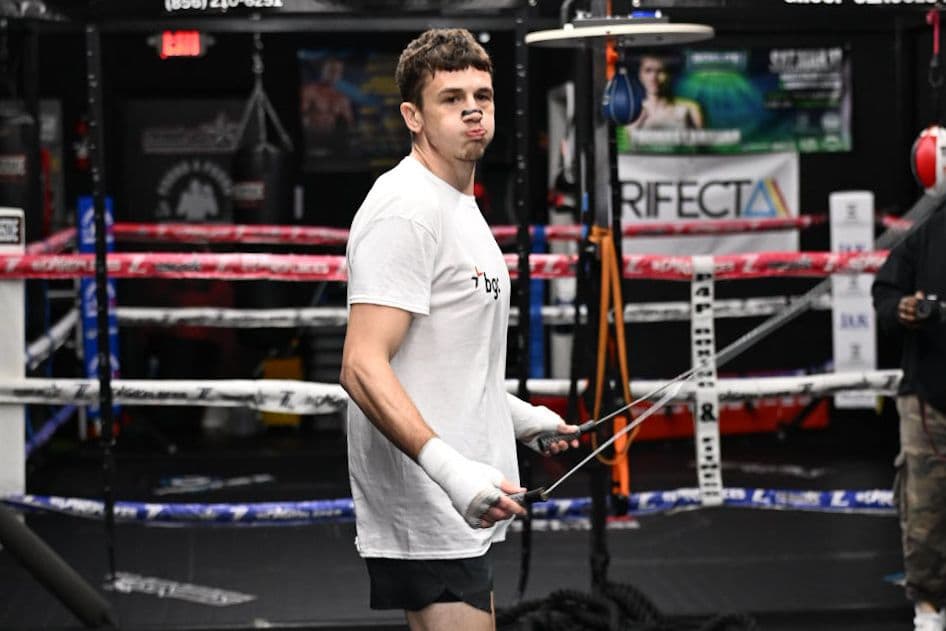 Thomas LaManna promises not to fold again under bright lights