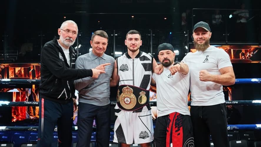 Agrba wins split decision vs. Abdullaev for WBA 140-pound interim belt