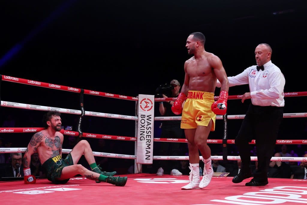 Harlem Eubank Scores Three Knockdowns, Beats Tyrone McKenna By 10th-Round TKO