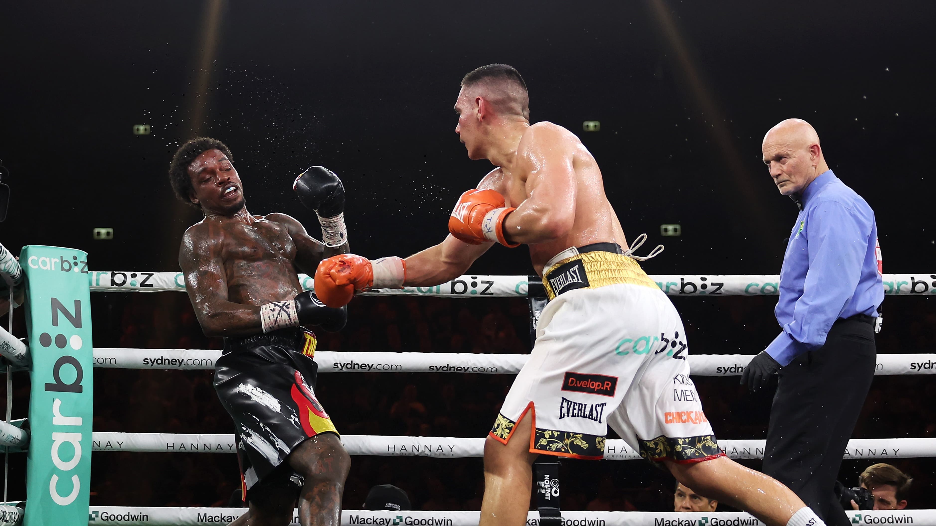 Tszyu Comfortably Beats Spence, Who Confirms Retirement