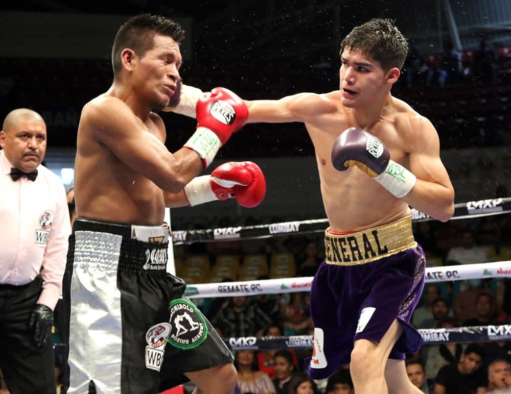 David Cuellar stays unbeaten with decision over Pablo Gomez in Mexico