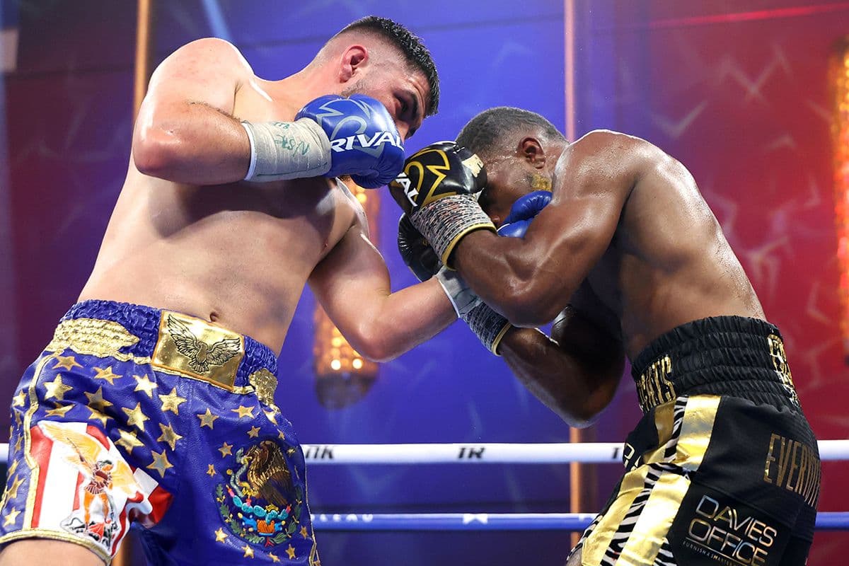 Andres Cortes Fends Off High Octane Abraham Nova, Claims Unanimous Decision