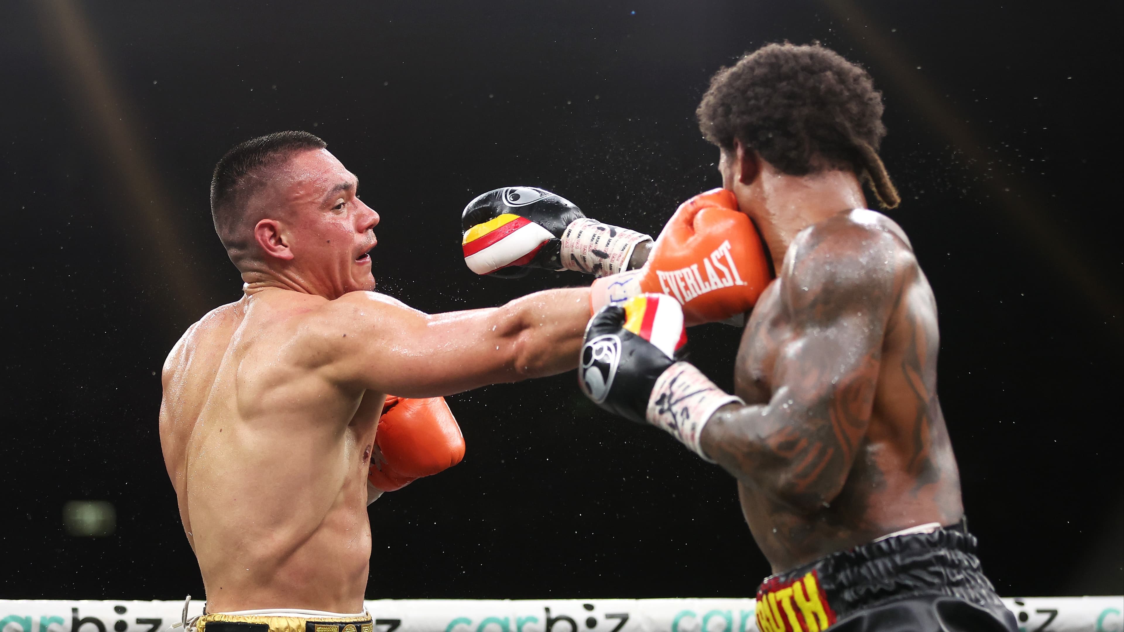Relive the action as Tszyu beats Spence in ex-champ's final fight