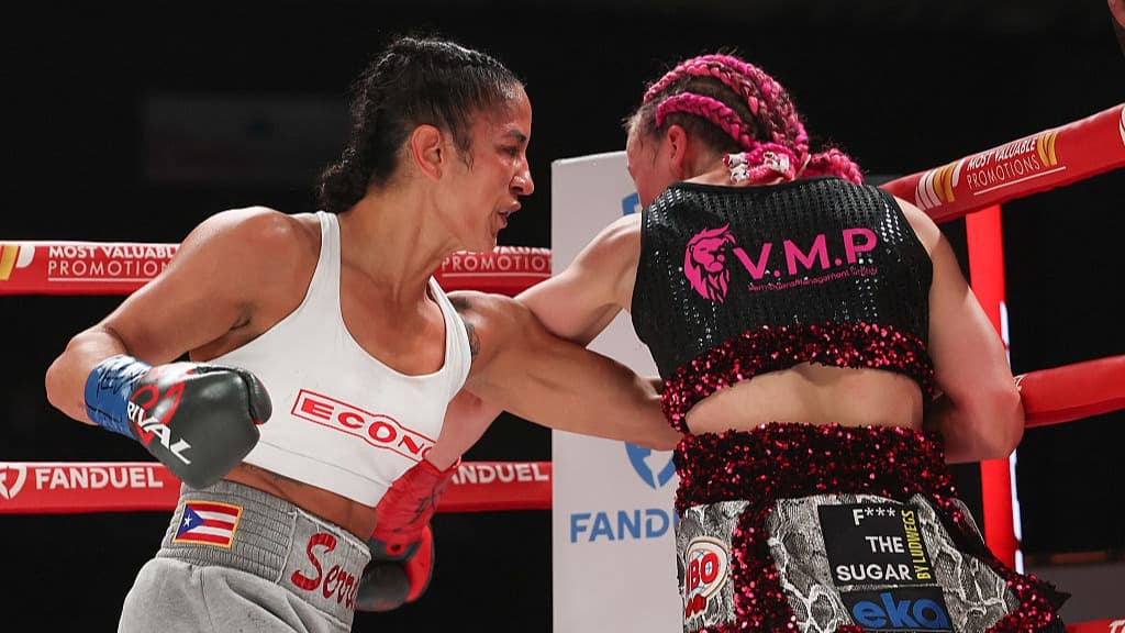 Serrano matches Martin's KO record for women; Han edges Holm