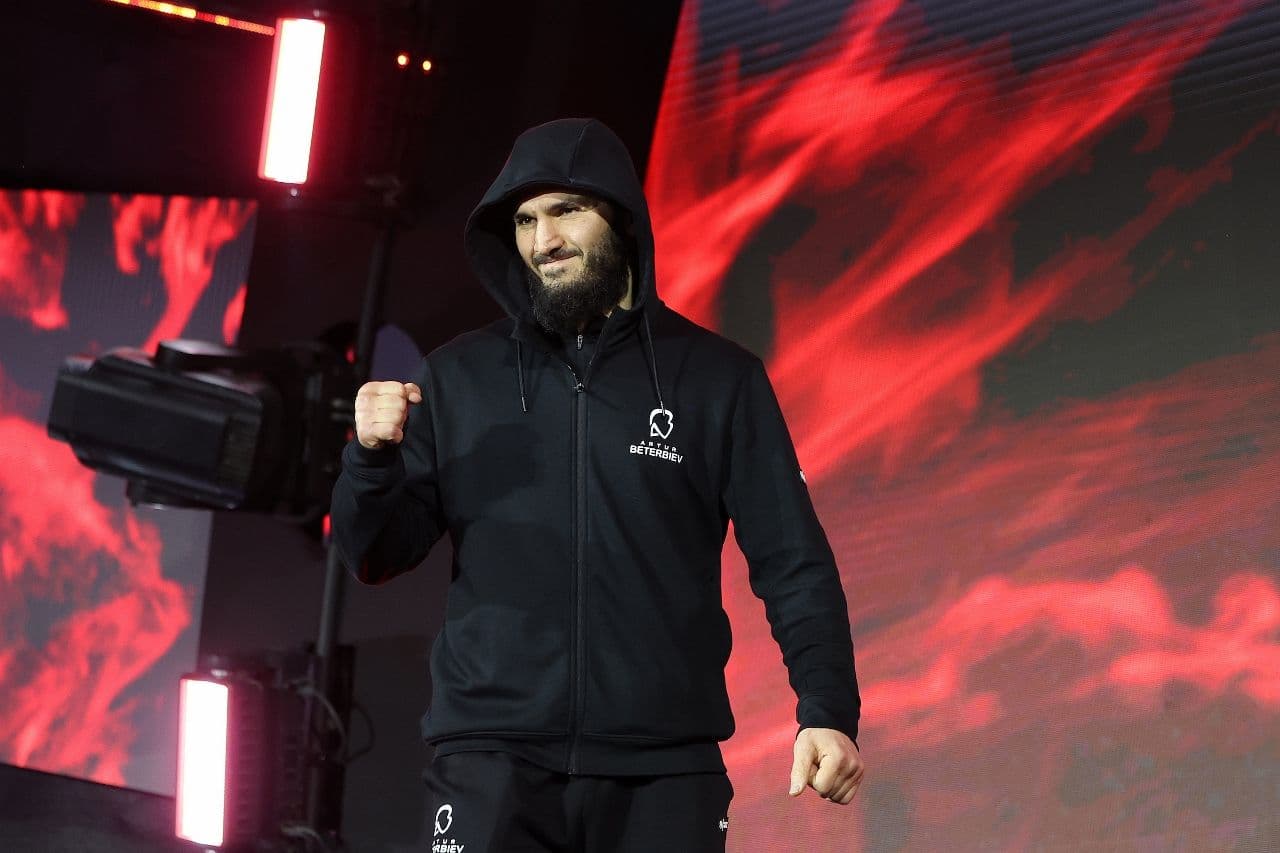 Photos: Beterbiev vs Bivol - The Last Crescendo Grand Arrivals