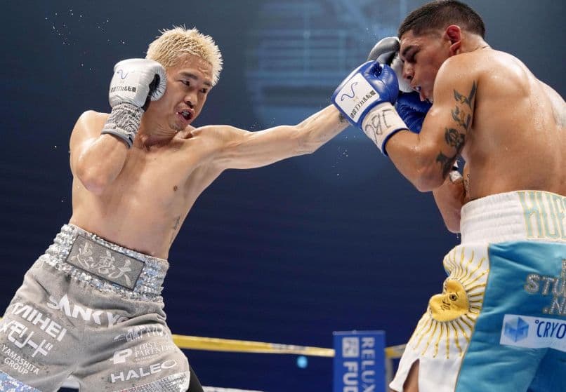 Fernando Martinez Gets Off The Canvas To Retain WBA 115-Pound Title In Bruising Kazuto Ioka Rematch