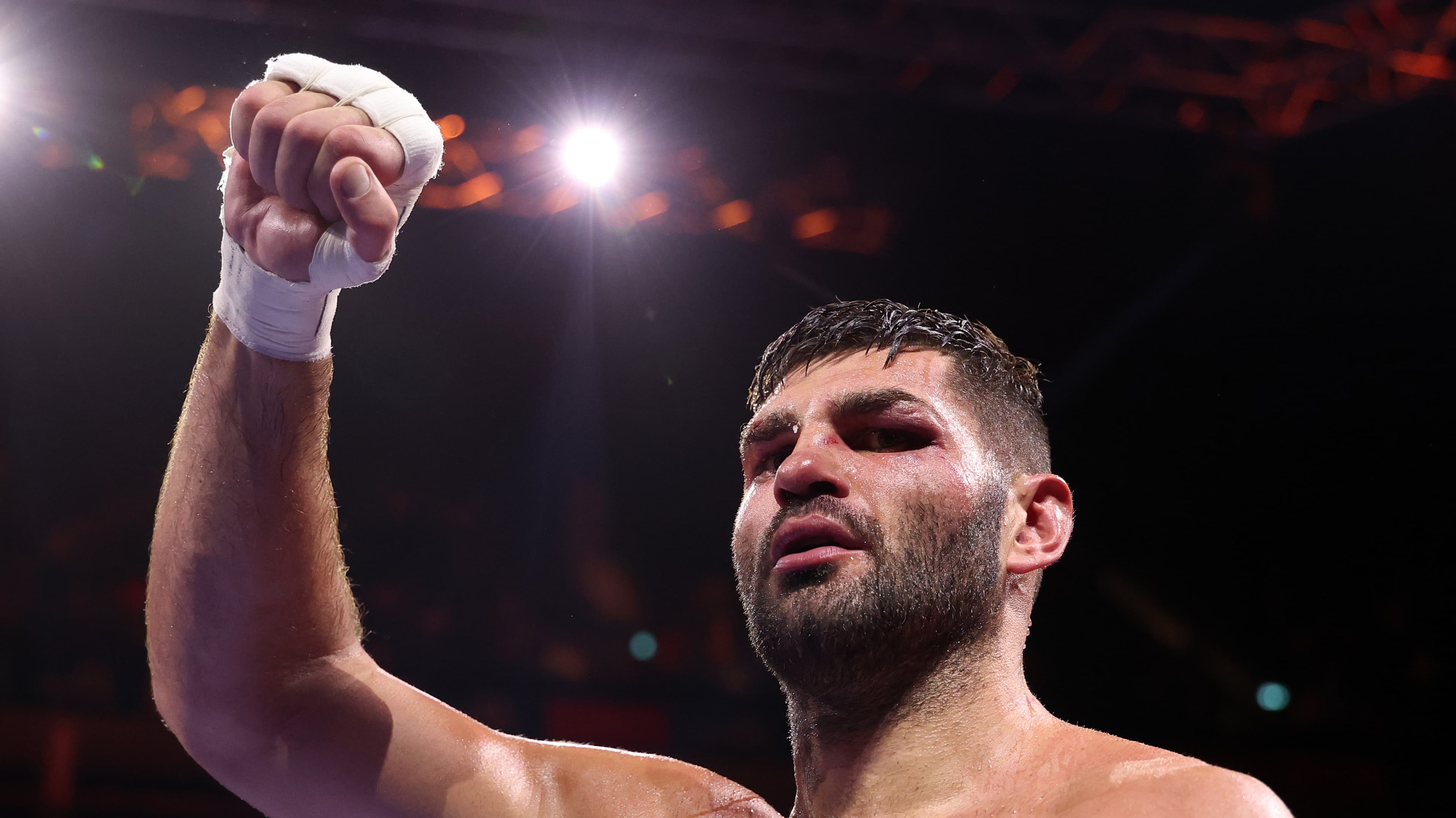 Declan Taylor: Hrgovic reaches the top, legend Taylor waves goodbye