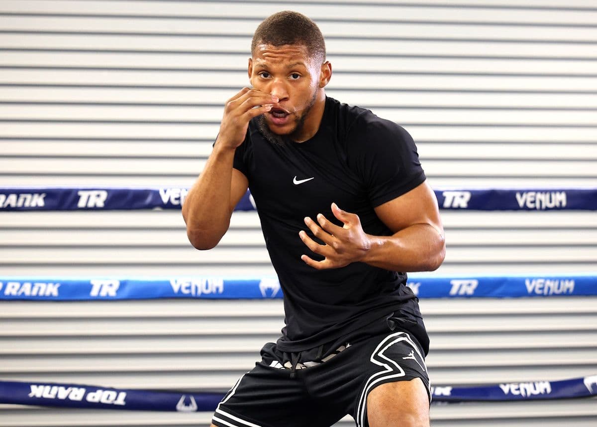 Brian Norman Does Not Expect Cuevas Fight To Last Too Long