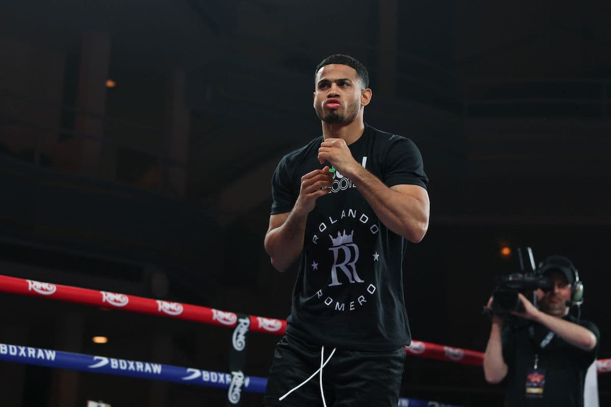 De La Hoya Says Garcia vs. Romero Will Be 'Short and Sweet'