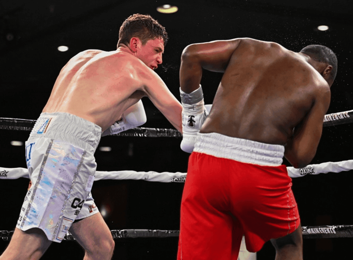 Thomas LaManna stops Juan Carlos Abreu in round three, wins WBA gold middleweight belt