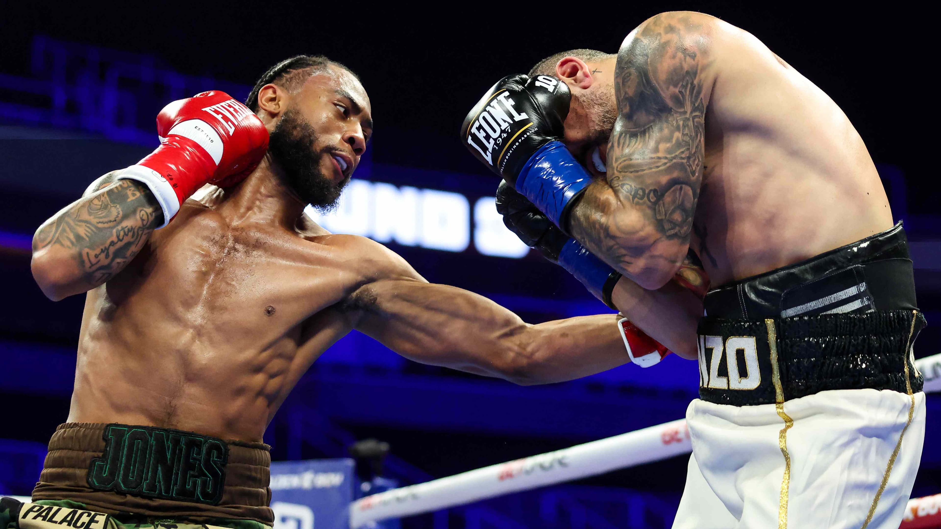 Jones stops Gualtieri in 3rd round in 160-pound title eliminator