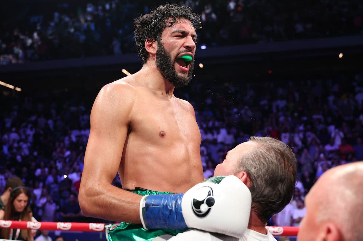 Andy Lee: Hamzah Sheeraz Went Into Lions' Den, KO'd 'Beast' In Edgar Berlanga