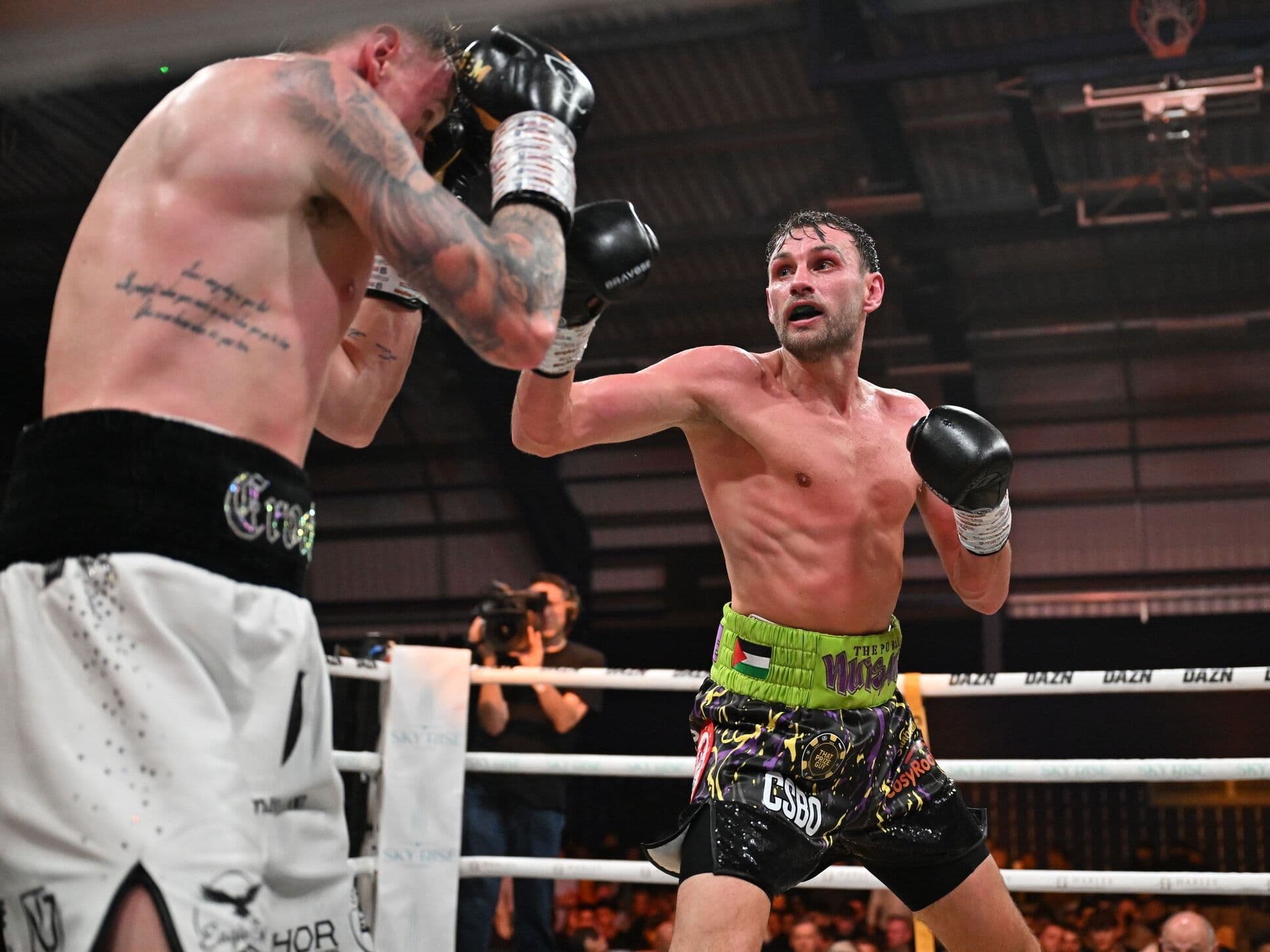 Sean McComb outfoxes Ben Crocker for IBF regional belt