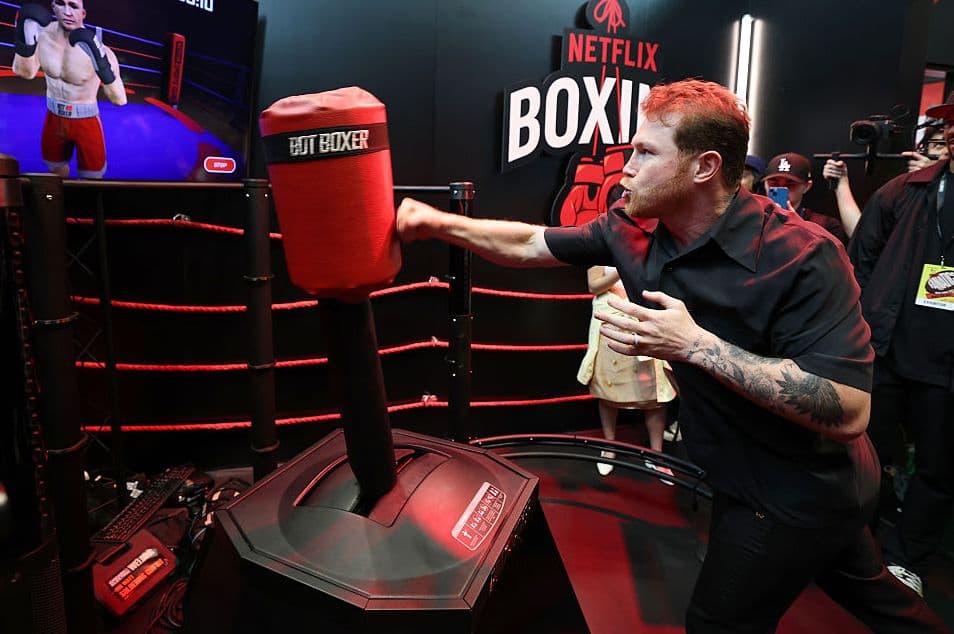 WBC President Mauricio Sulaiman Calls For Canelo-Crawford To Air On Free TV In Mexico