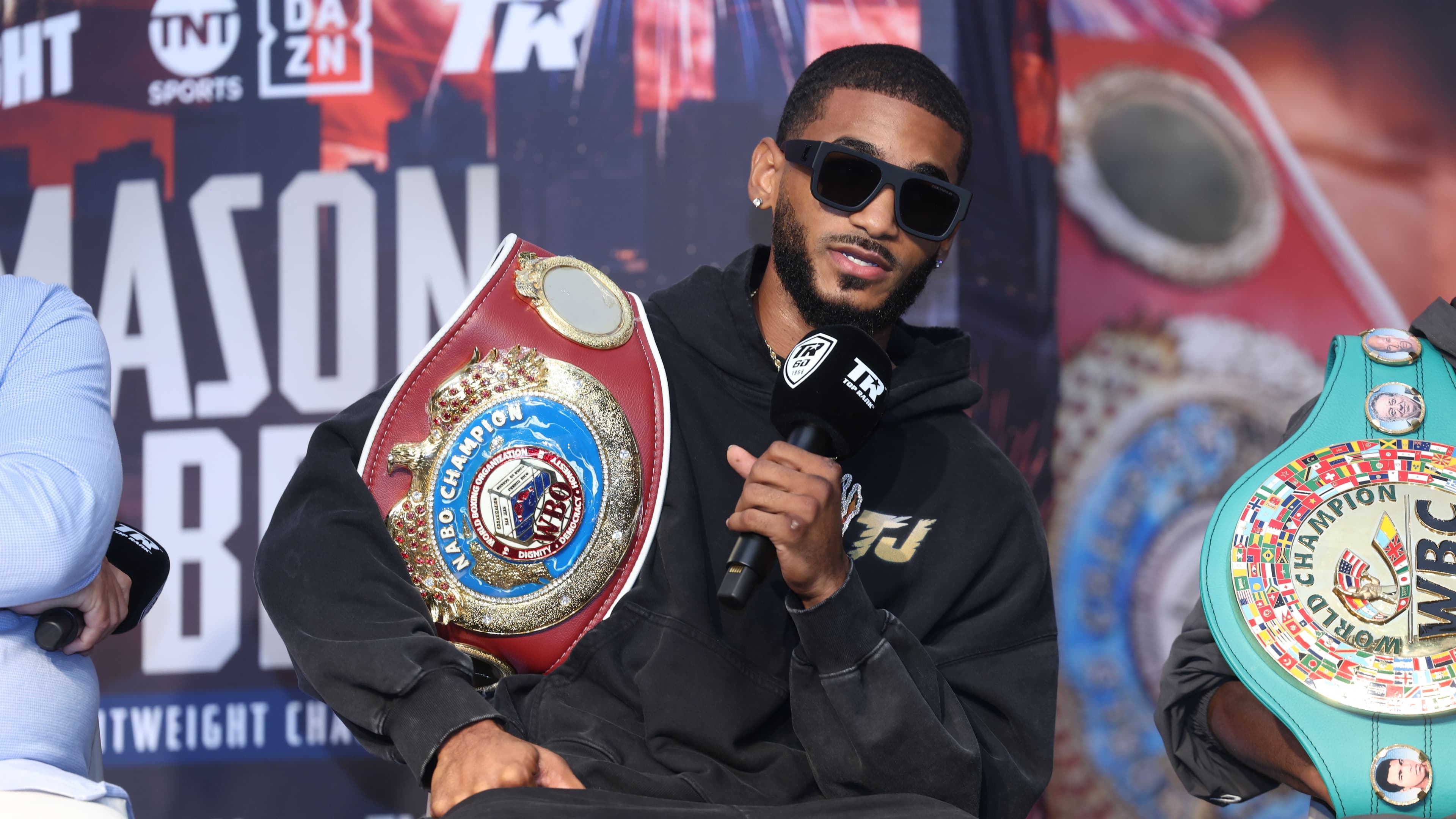Johnson calls for Haney fight after career-best win: 'Come see me'