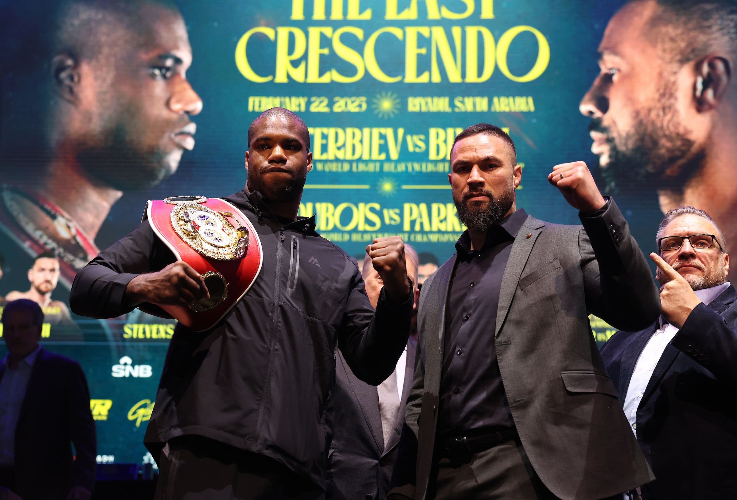 Usyk Expects Close Fight: 52% For Dubois, 48% For Parker