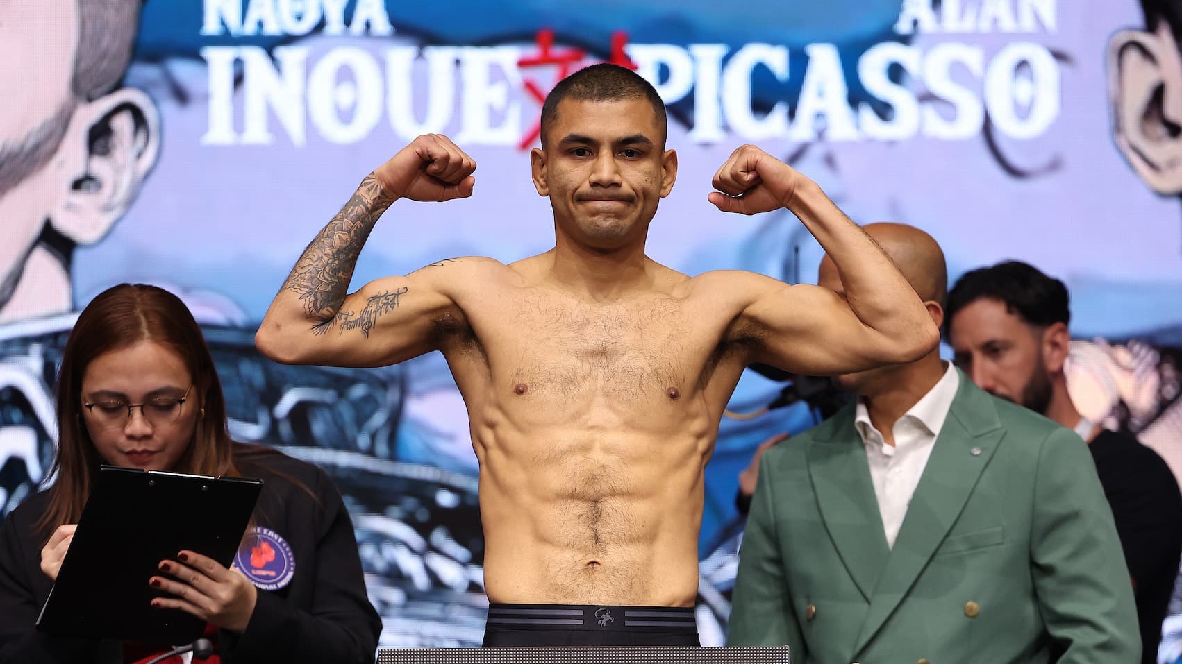 Hernandez outworks Kameda in 10-round featherweight firefight