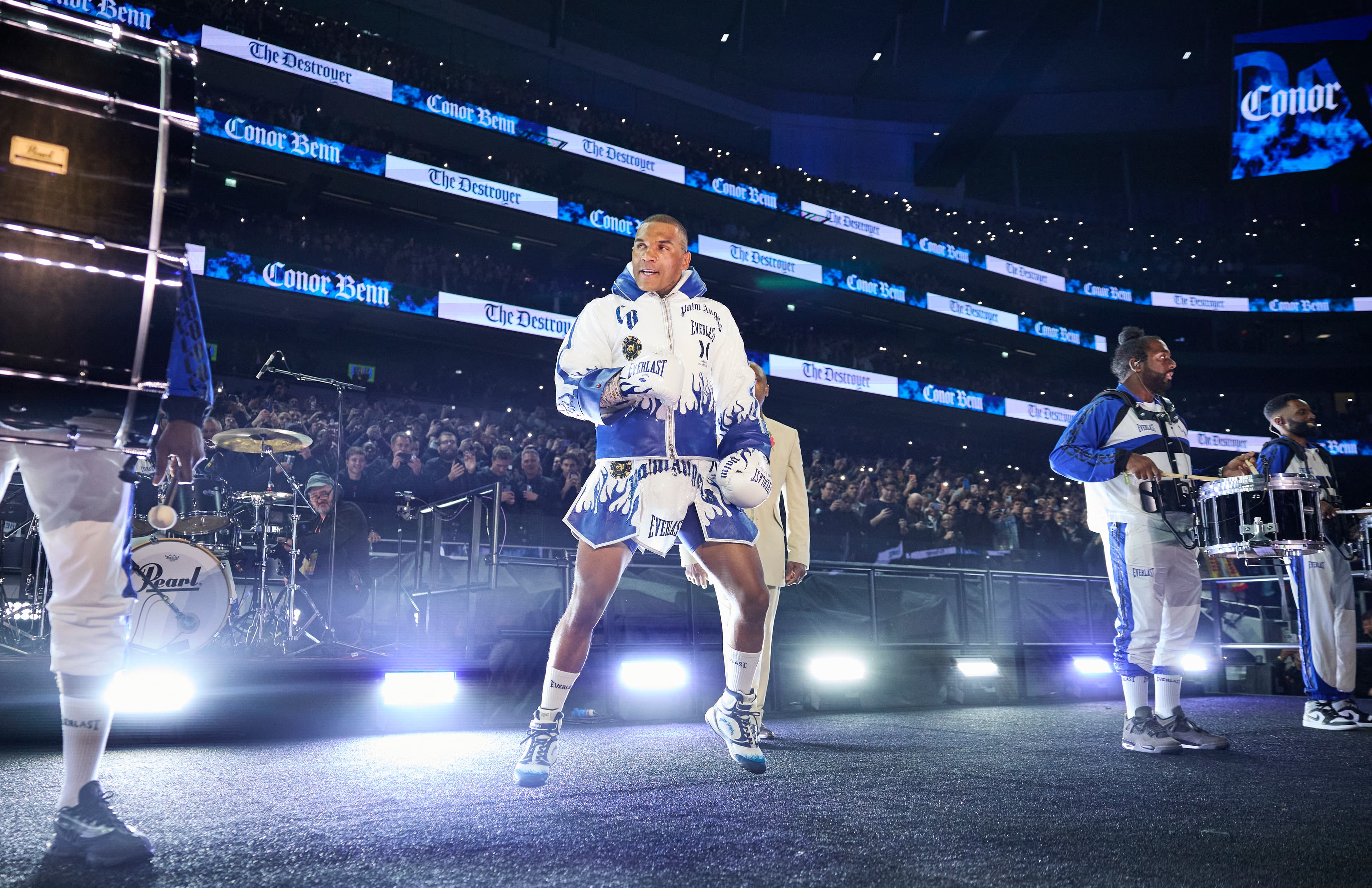 Conor Benn talks up Wembley fight vs. Garcia ... but backs Barrios to ruin plans