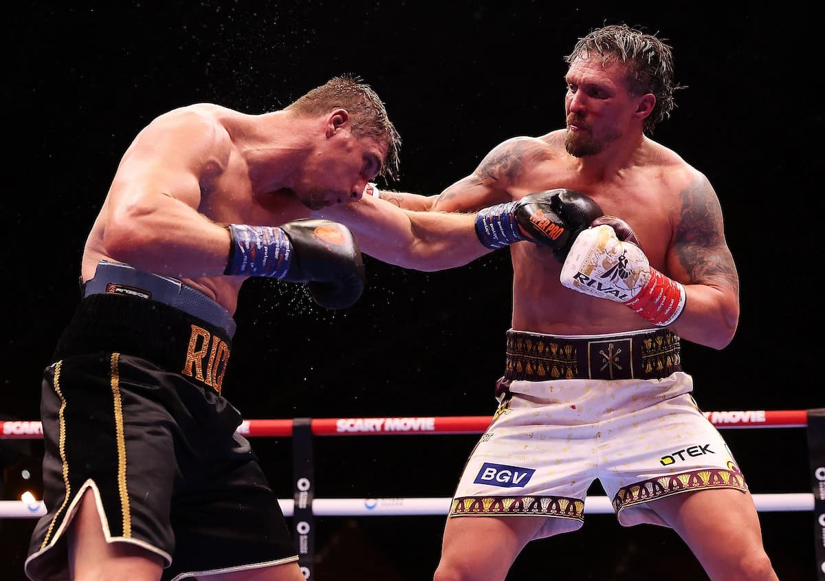Verhoeven files protest after controversial stoppage loss to Usyk