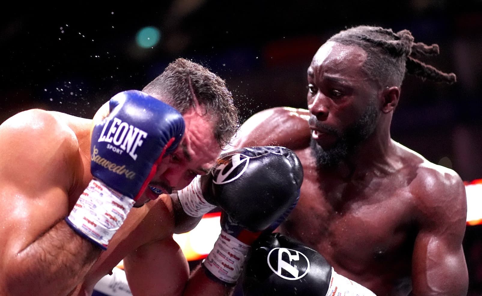 Bentley drives home point with KO of Saavedra to win title