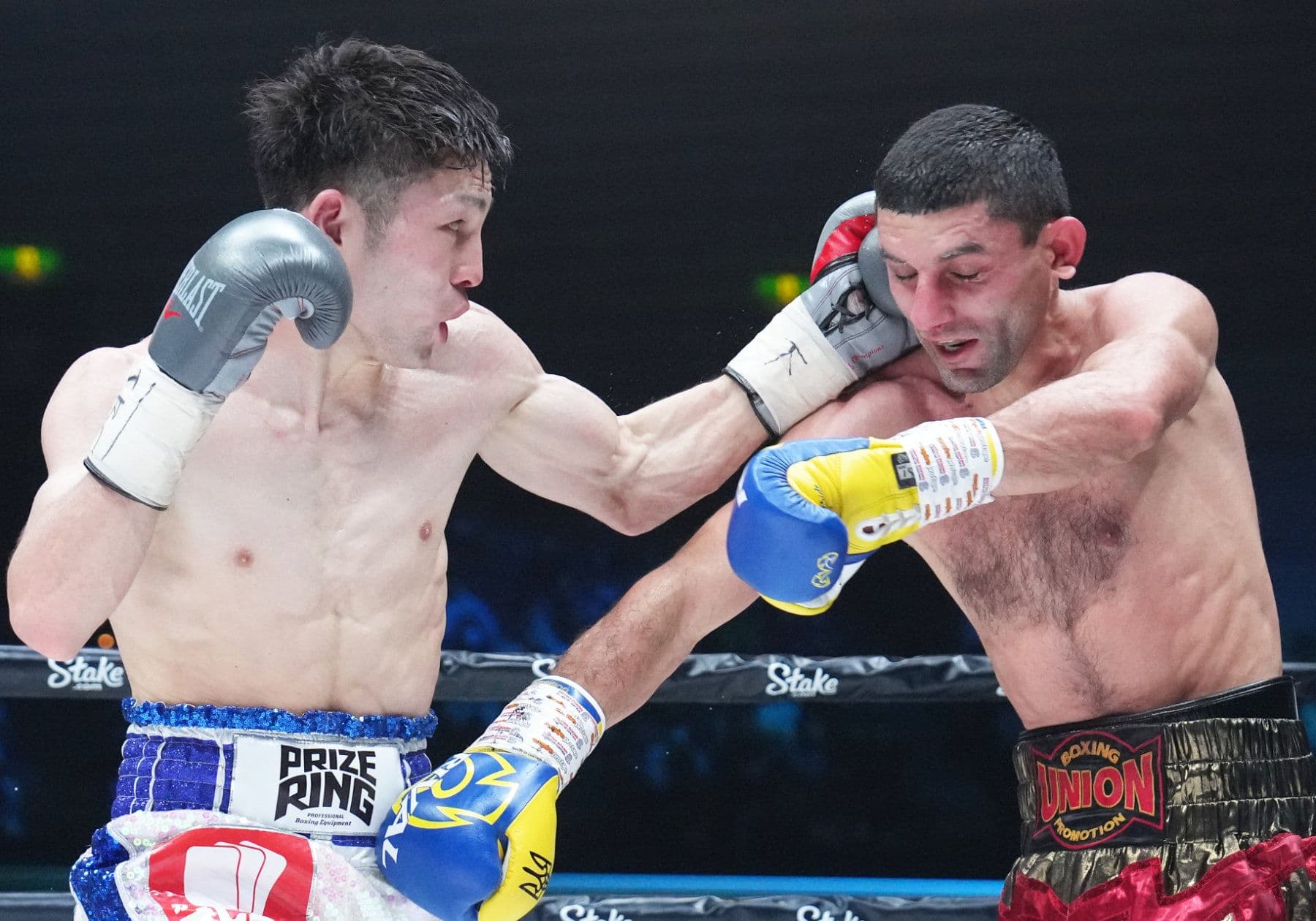 Seigo Yuri Akui outpoints Artem Dalakian via controversial UD, wins WBA flyweight title