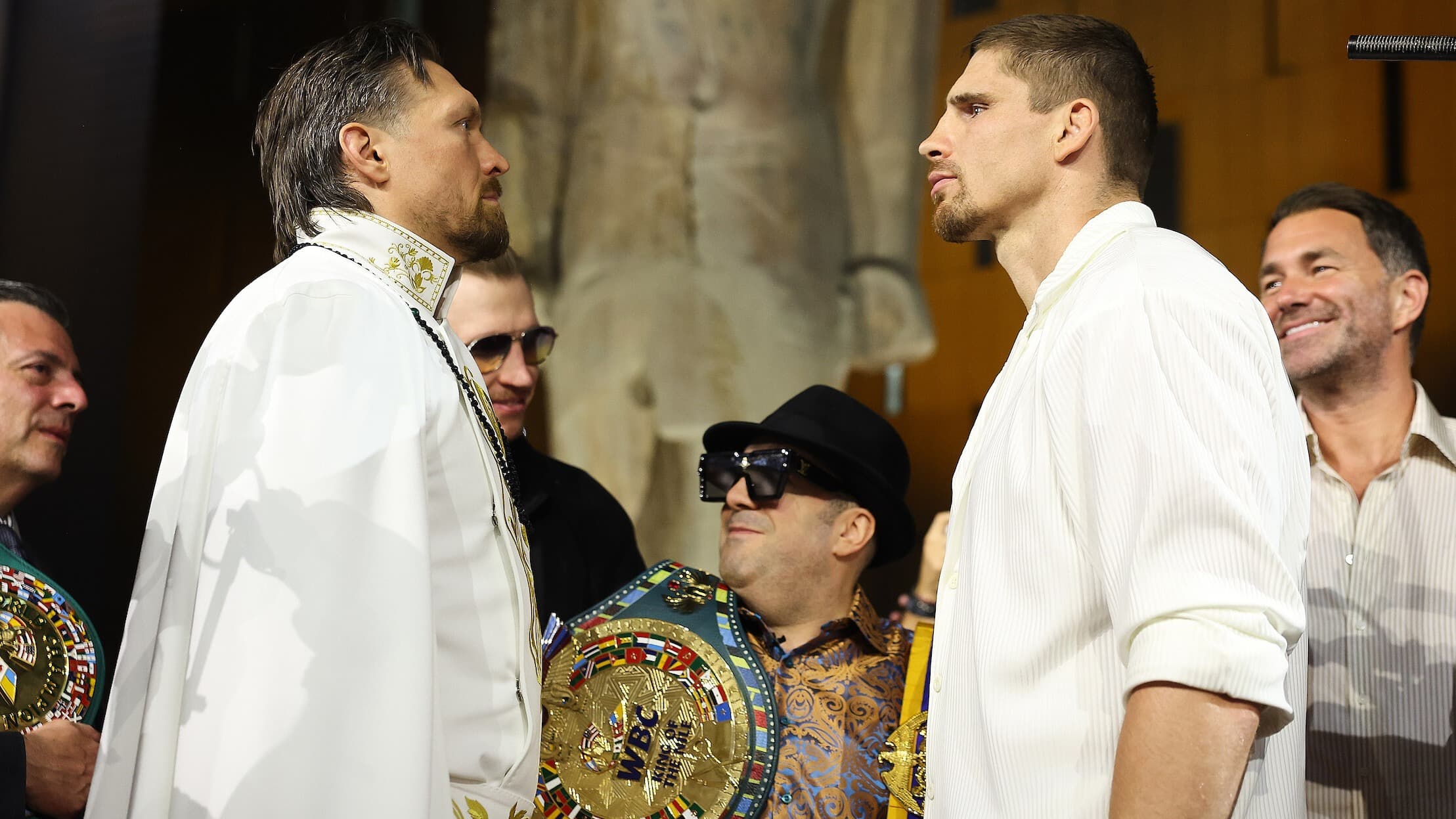 Usyk weighs career-heaviest before Verhoeven clash in Giza