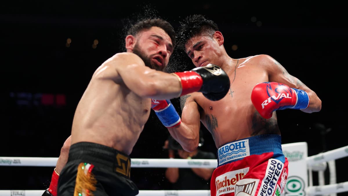 O’Shaquie Foster sure he dominates future fight with Emanuel Navarrete