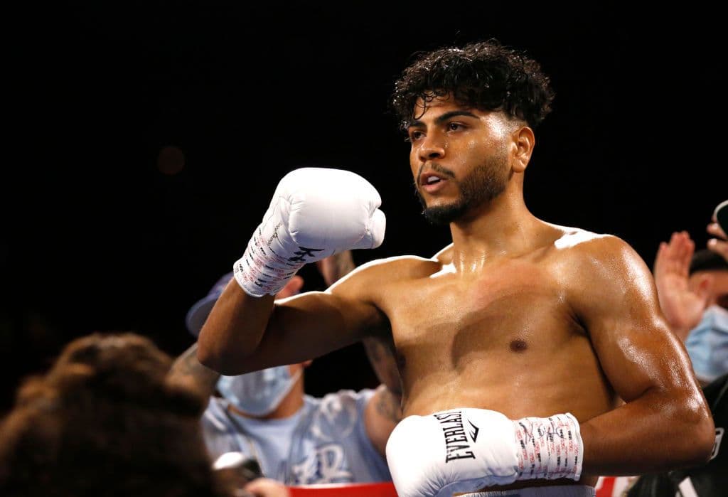 How does Raymond Muratalla beat Andy Cruz and what would it mean?