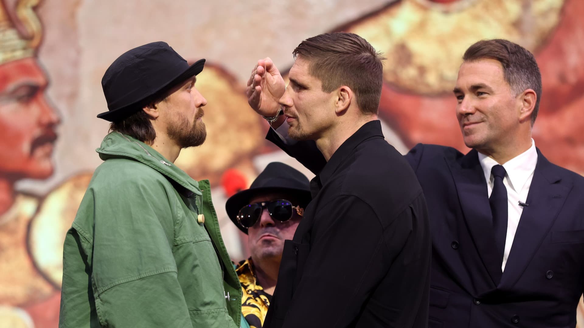 'Crazy' Rico Verhoeven: Usyk has different puzzle to solve