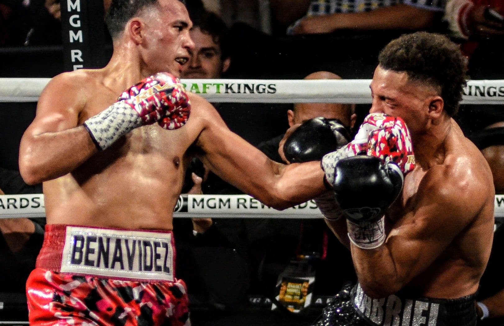 David Benavidez Shakes Off Knockdown, Bangs Away and Decisions David Morrell in Tough Fight