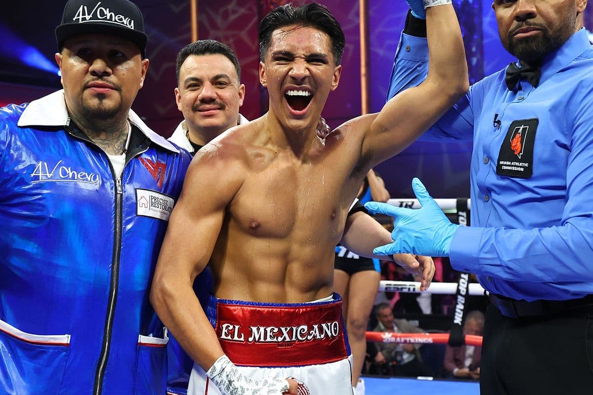 Emiliano Vargas On Keyshawn Davis: “He’s A Great Fighter But I’ll Beat Him When The Time Is Right”