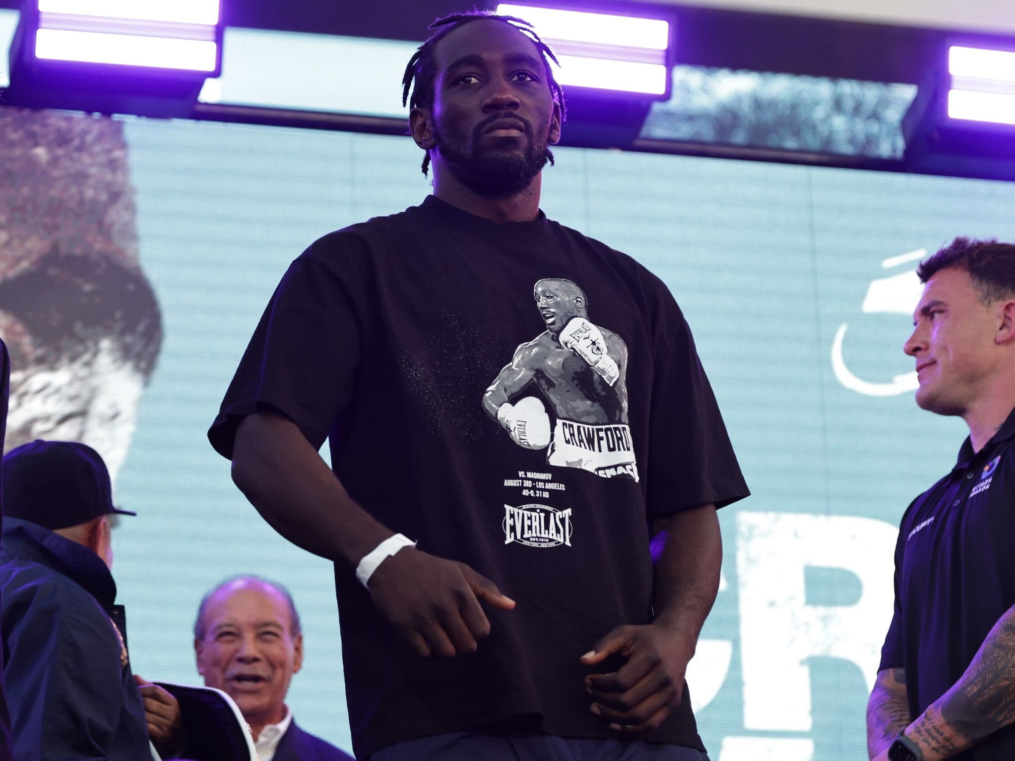 Roy Jones Jr. Explains Why He’s Picking Terence Crawford To Beat Canelo Alvarez