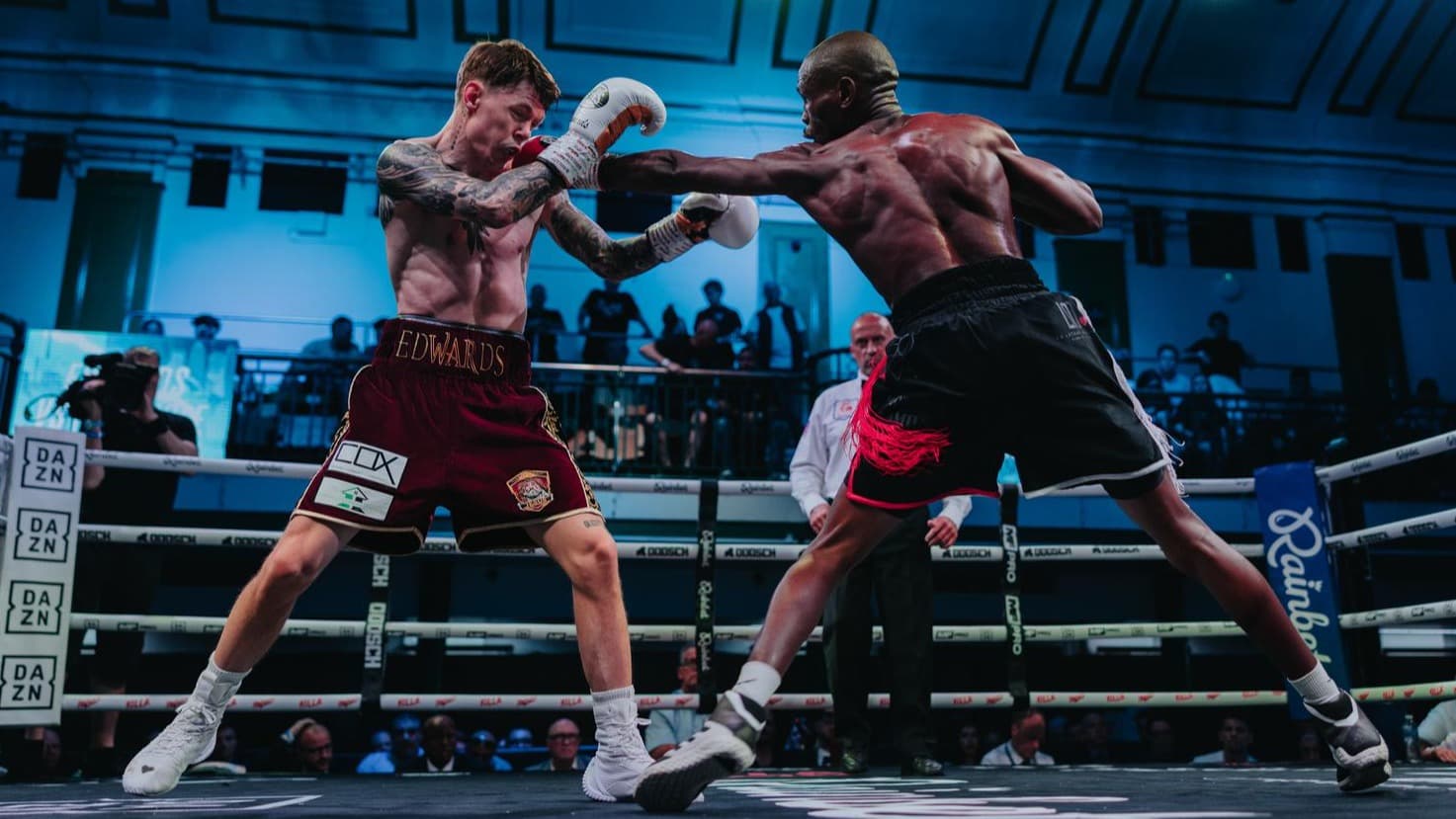 Sikho Nqothole Defeats Charlie Edwards By Unanimous Decision