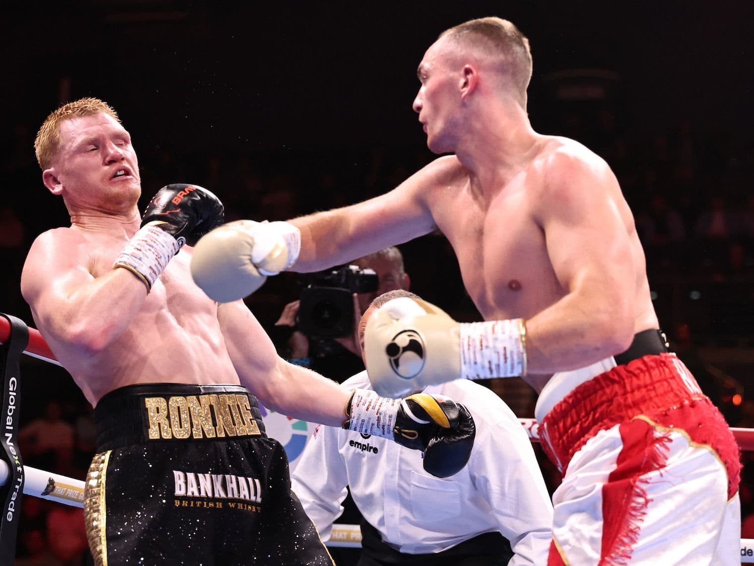 Aston Brown, Willy Hutchinson Score Knockout Wins On Collins-Lorente Undercard