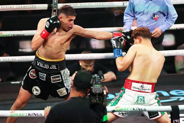 Isaac Lucero Stops Roberto Valenzuela In Slugfest On Cruz-Roach Card