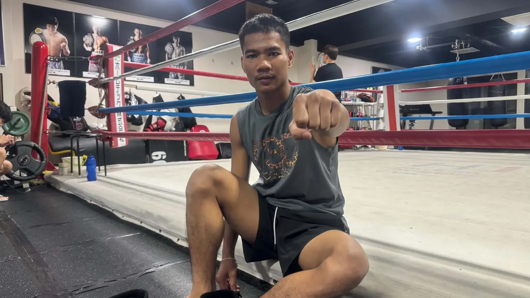 Simsri wants to unify at 108 pounds but is focused on Vicelles