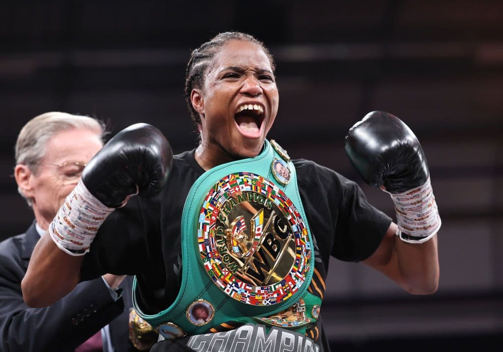 Caroline Dubois signs with MVP, defends WBC title on Dec. 19 Jake Paul-Anthony Joshua card