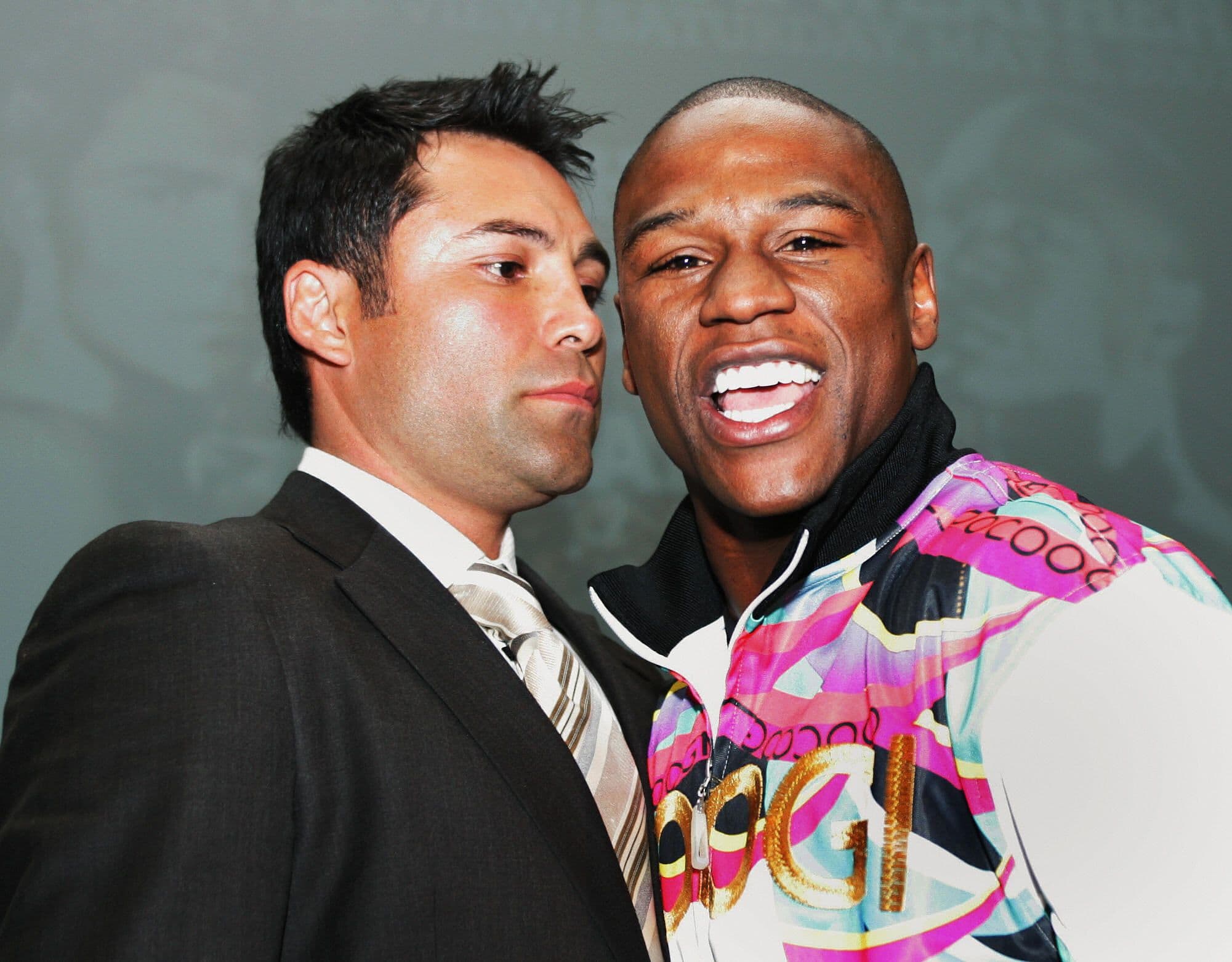 De La Hoya Disagrees With Canelo, Contends Mayweather Was Better Than Crawford