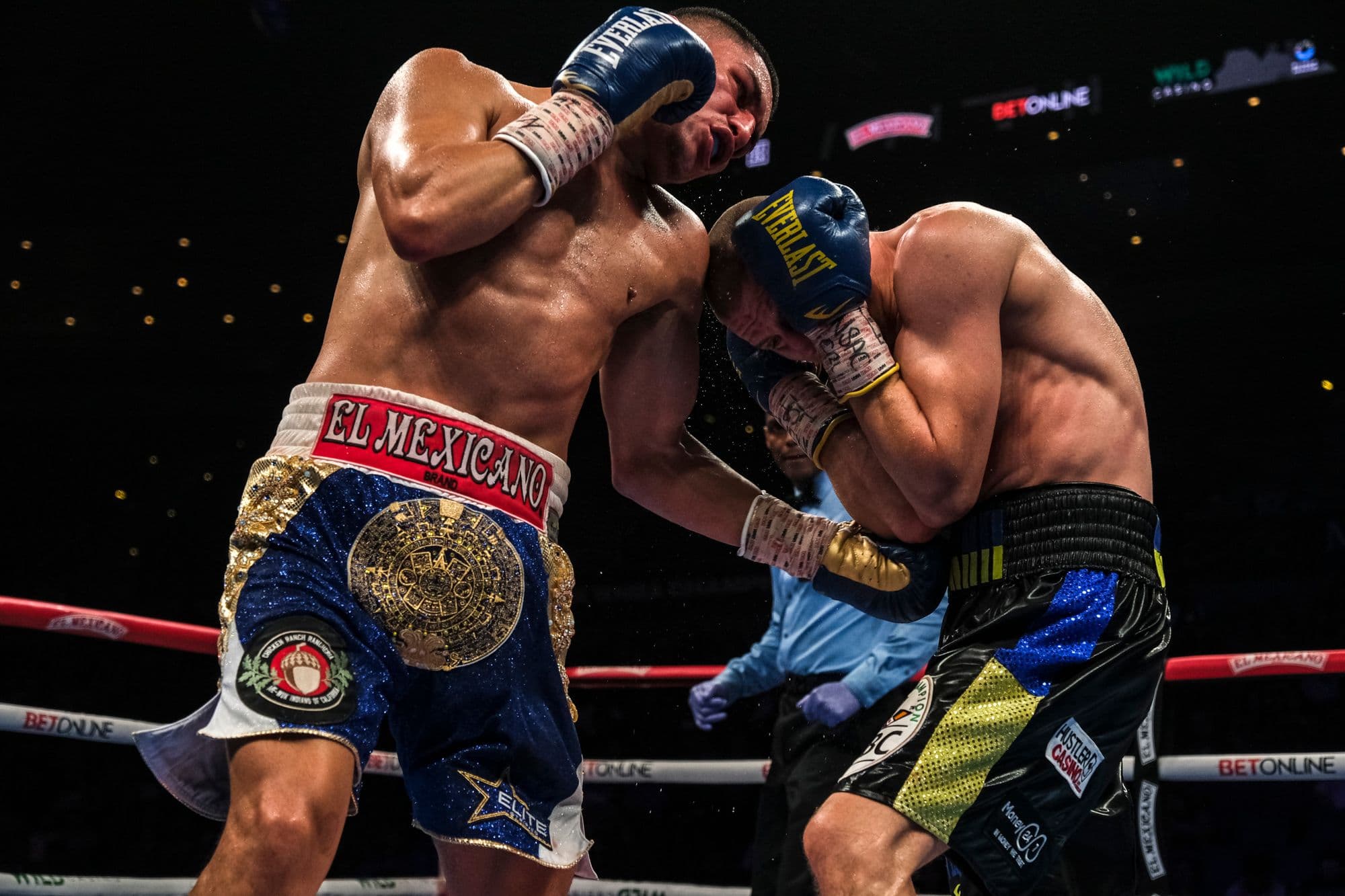 Vergil Ortiz gets up from two knockdowns, narrowly outslugs Serhii Bohachuk to majority decision