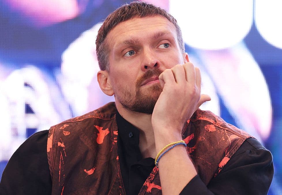 Oleksandr Usyk Can't Help Thinking About Retirement But Targets One More Stadium Fight After Daniel Dubois